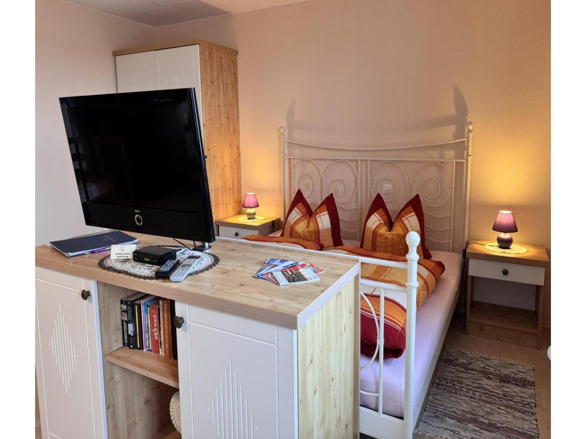 Pretty Apartment In Wiek With Garden Wiek auf Ruegen Ngoại thất bức ảnh