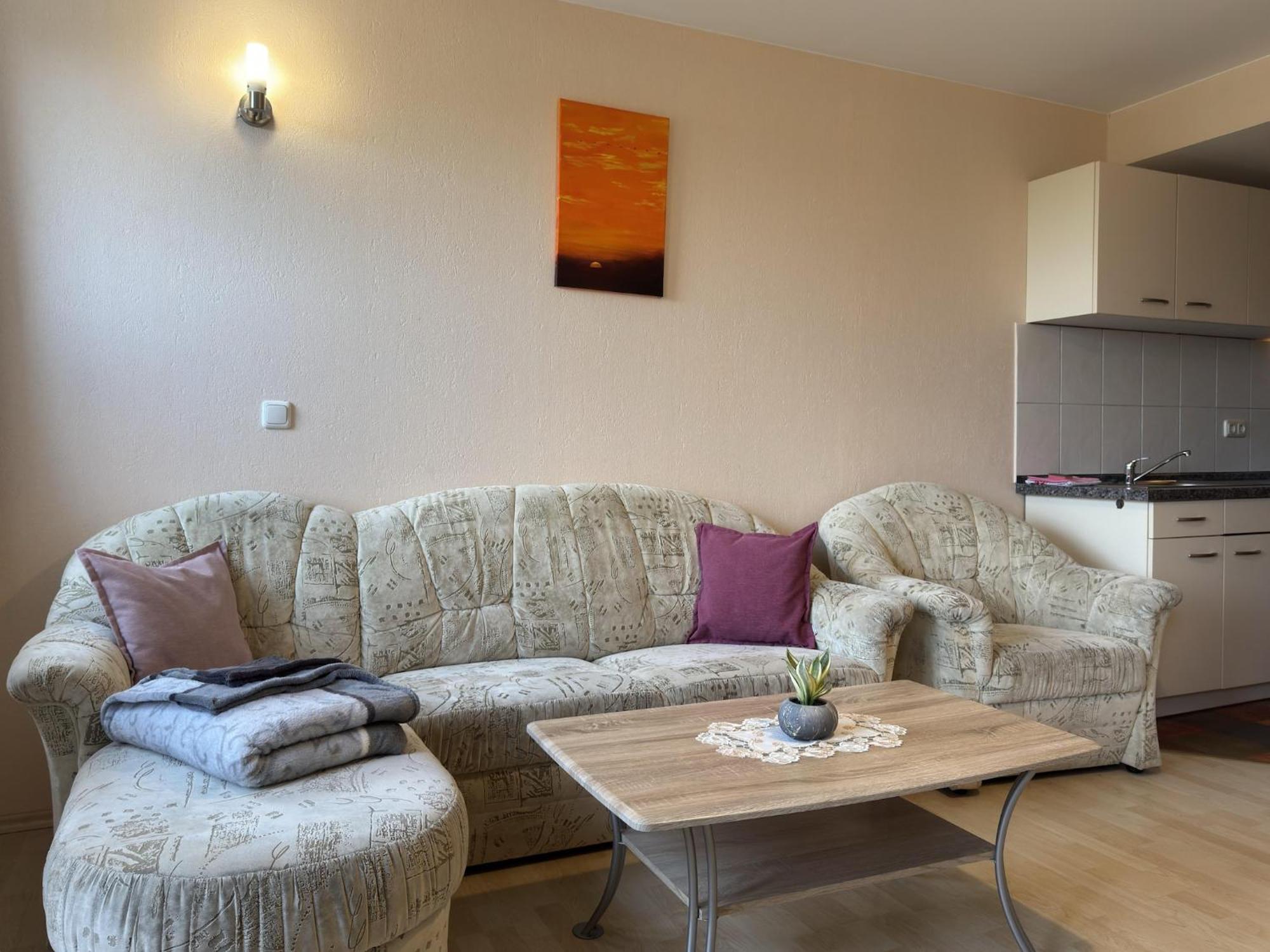 Pretty Apartment In Wiek With Garden Wiek auf Ruegen Ngoại thất bức ảnh